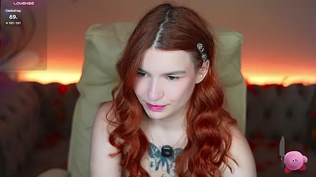 XXX chat uživo modela RedShinee