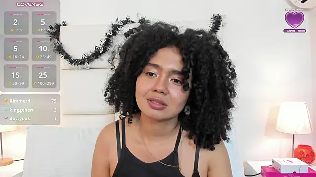 Chat +18 de Kiraspell ao vivo
