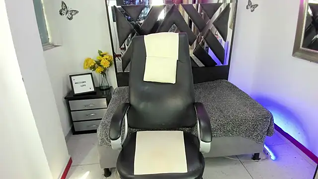 Chat +18 de Melissa_angelss ao vivo