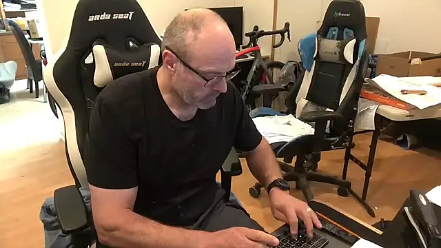 schief6218 live XXX chat