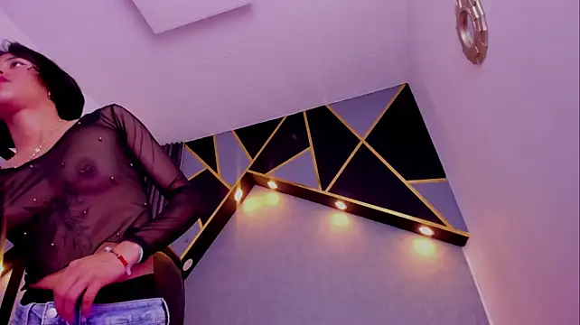 Jenay_Rosse élő XXX-chatje