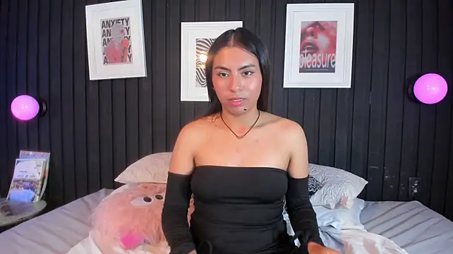 Lilith_rossi_'s Live XXX Chat