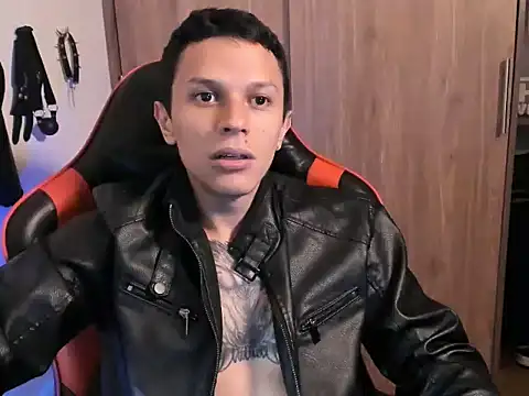 Онлайн чат XXX Masterdave7