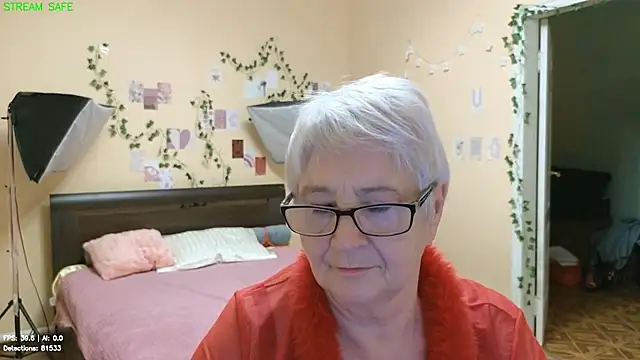 Sandra_Snowflake's Live XXX Chat