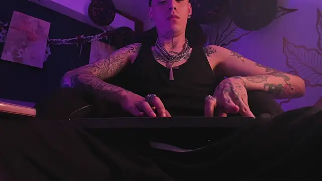 Chatroom XXX en direct de Black_Sshadow