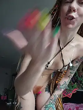 LucidLucyのライブXXXチャット