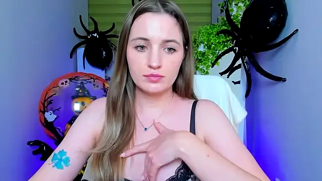 Mila-moon Adlı Modelin Canlı XXX Sohbeti