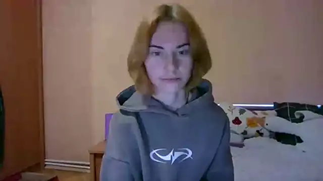 XXX chat uživo modela Fiona_Night