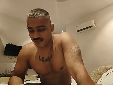 Mrgill09n Live XXX chat