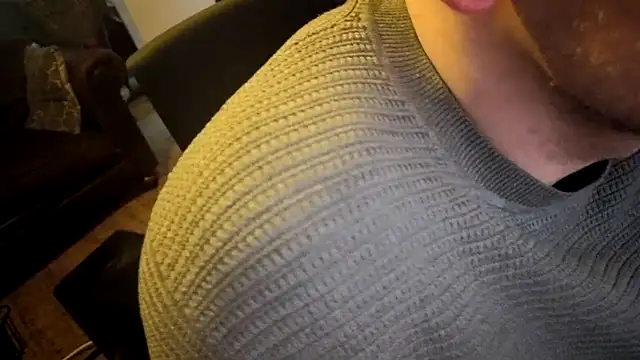 צ'אט XXX בשידור חי של MasterDaddyCool