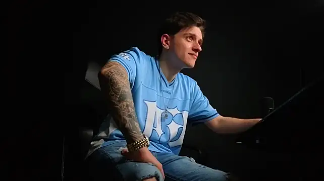 FelixStarkkn Live XXX chat