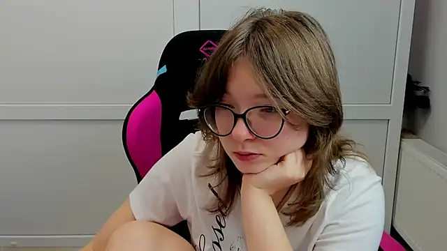 HachiYume's Live XXX Chat