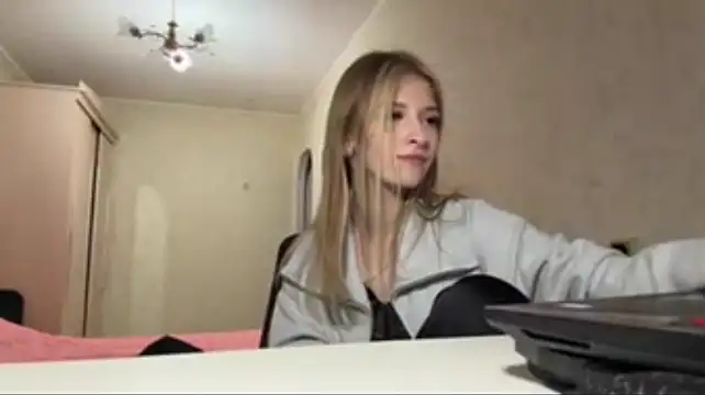 IrmgardCouden's Live XXX Chat