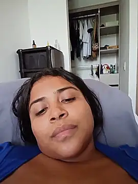 sexy_luciaxxxxx's Live XXX Chat