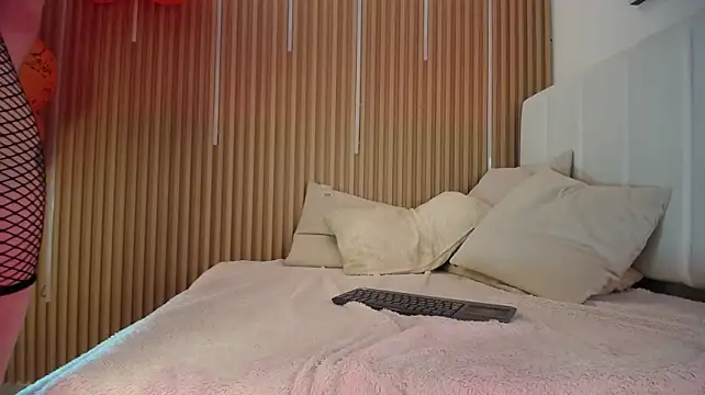 แชท XXX สดของ KimSensual_