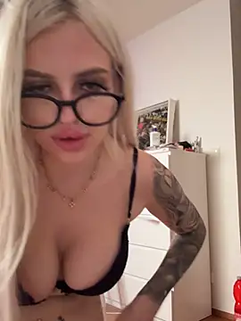 Steffi_Snowbunny Live XXX-chat