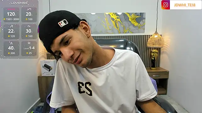 JDWhite18n Live XXX chat