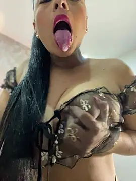 sofia_xxx02's Live XXX Chat