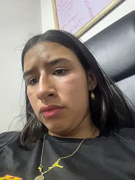 LilyRossi_'s Live XXX Chat