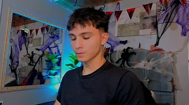 Axel_Ryder লাইভ XXX চ্যাট