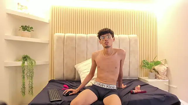 Ethan_Kay Live XXX Chat