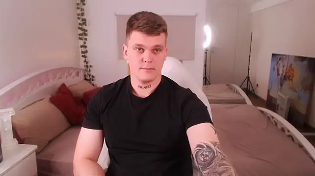 Živý XXX chat HotVanee