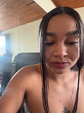 Lynda_Bonnie's Live XXX Chat