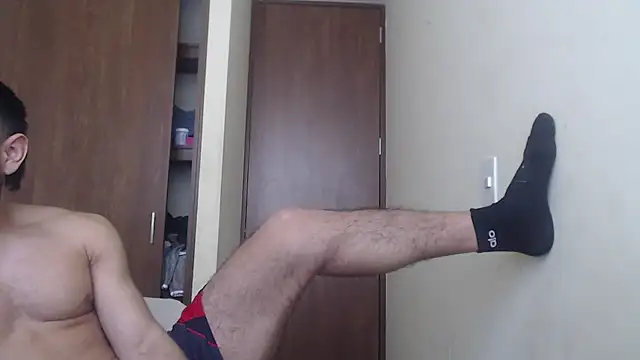 Taylor_DiamondBoy Chat XXX in diretta