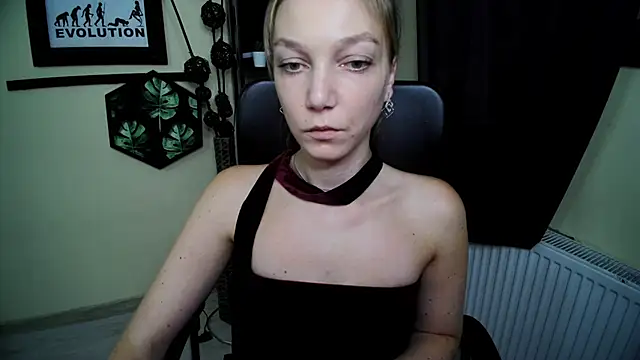EmillyPlay's Live XXX Chat
