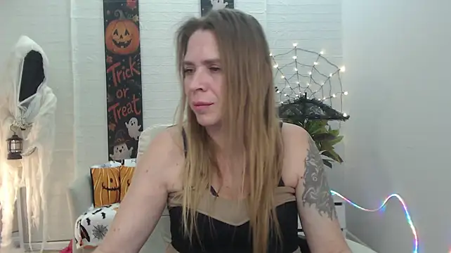 TessaDaybreak's Live XXX Chat