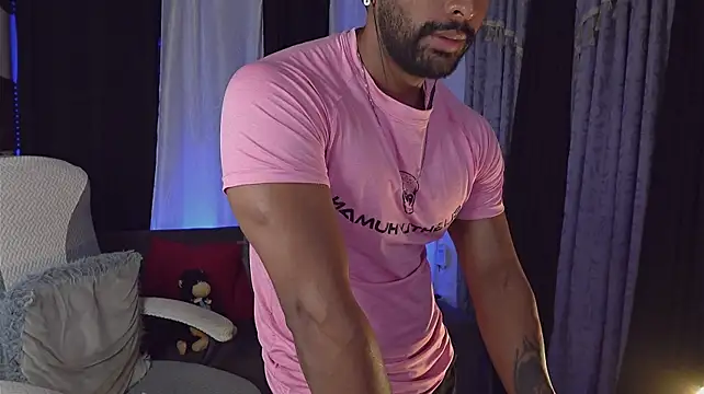 ryanboy30's Live XXX Chat
