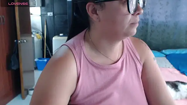 miia-big1boobs_'s Live XXX Chat