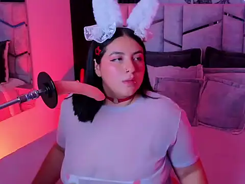 CutieFennekin's Live XXX Chat