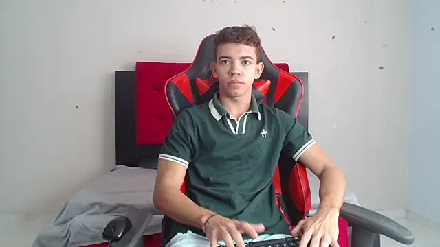 CamiloRoss_ XXX чат на живо