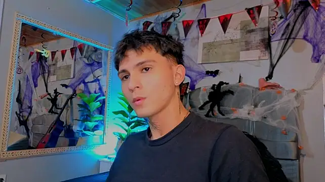 Axel_Ryder 现场XXX聊天