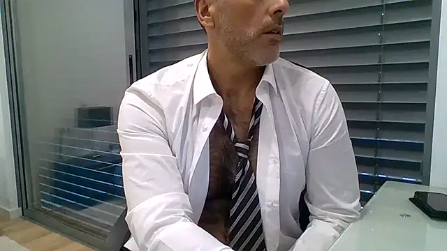 66MA69: απευθείας συνομιλία ΧΧΧ