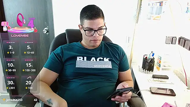 Realjoel01 现场XXX聊天