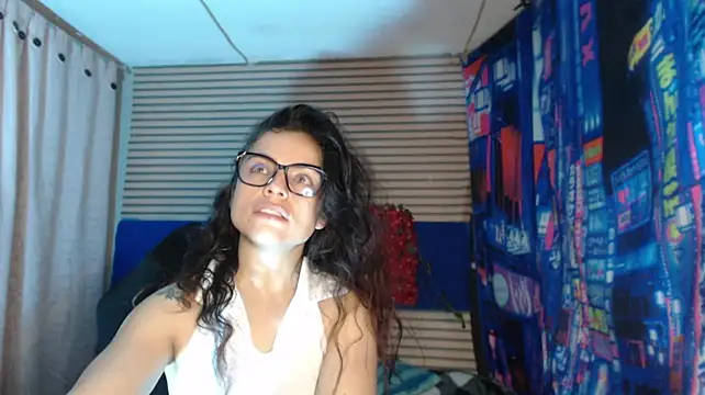 rosse_2504 Chat XXX in diretta