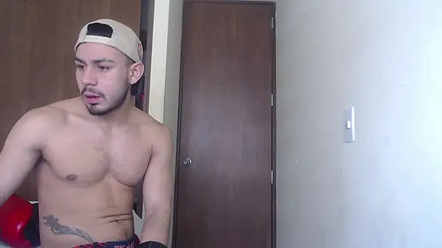 Chat XXX ao vivo de Taylor_DiamondBoy