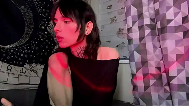 SweetFemBoyy লাইভ XXX চ্যাট