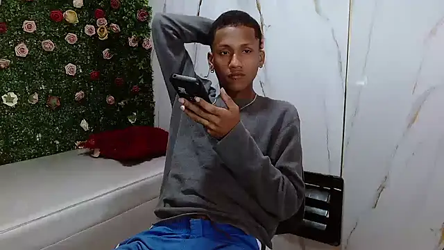 ManSant Live XXX-Chat
