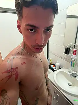 KAIRUIZ Live XXX Chat