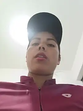 _andrea30 XXX чат на живо