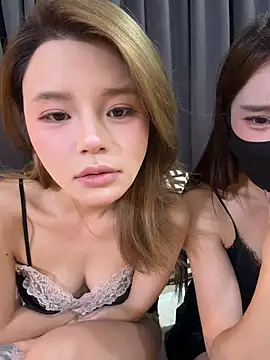 XXX chat uživo modela tutuya01