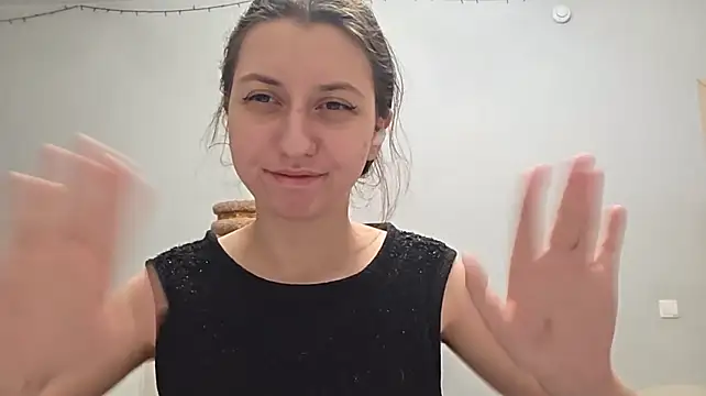 ChrystalAlma's Live XXX Chat