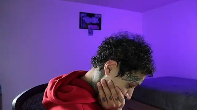 Chat +18 de trieone ao vivo