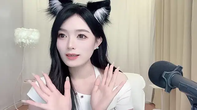 Chat XXX en directo de LiLy0608