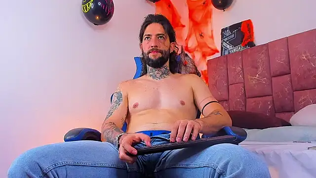 Chat XXX en directo de ALPHA_MASTER1
