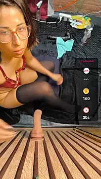XXX chat uživo modela MirandaSingle