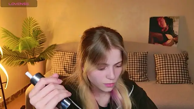 LisaRainbow's Live XXX Chat